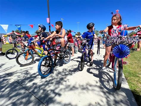 4th Of July In Lake Elsinore: Kids' Bike Parade, Fireworks | Lake ...