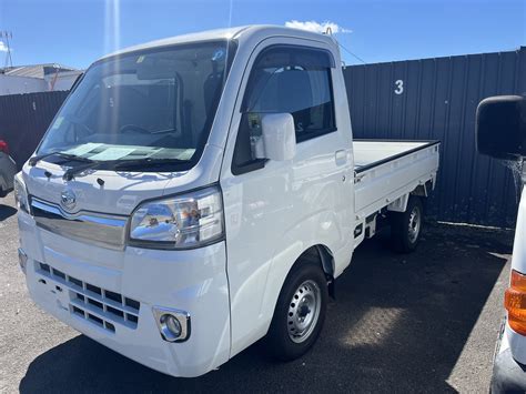 Daihatsu-Hijet-2022 - Combined Motors