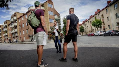 Adam Och Jonas Blev Nedslagna Och Hotade Med Kniv Vill Vi Börjar