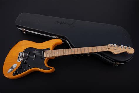 Fender American Deluxe Stratocaster Butterscotch Bigfoot Guitars