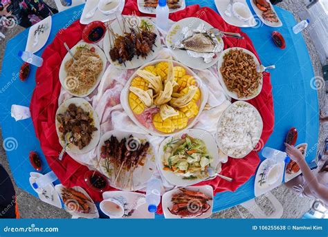 Food From The Philippines Adobong Atay At Balunalunan Ng Manok