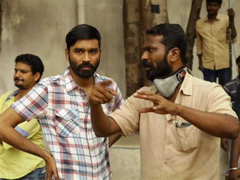 Vada Chennai Review Five Reasons To Watch The Dhanush Vetrimaaran Film