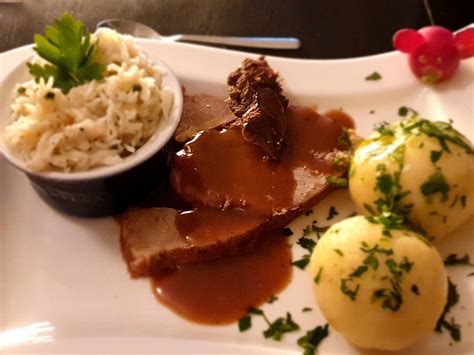 Bayerischer Schweinebraten Mit Biersauce Von Minnimooh Chefkoch