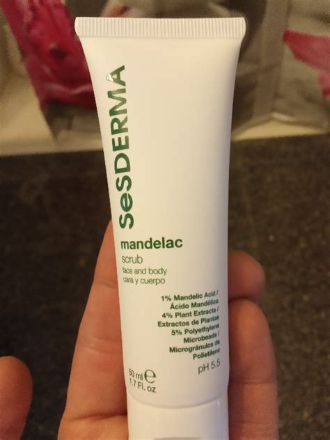 sesderma mandelac scrub  ml  beauty