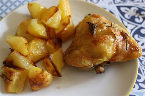 Sovraccosce Di Pollo E Patate Al Forno Croccanti Il Pizzico Di Sale