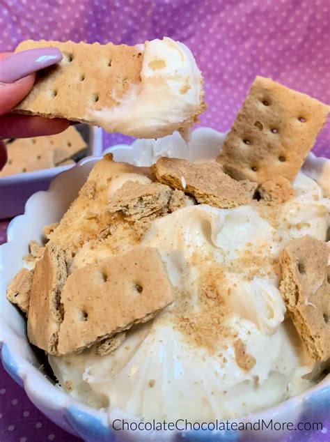 Cream Cheese And Graham Crackers