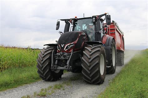 Der Neue Valtra Q305 Im Fahrbericht Landwirt Media