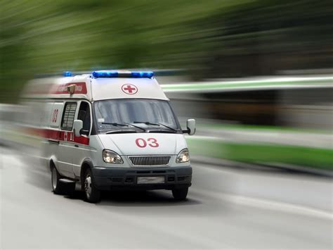 Does Medicare Cover Ambulance Services? - Medicare Life Health