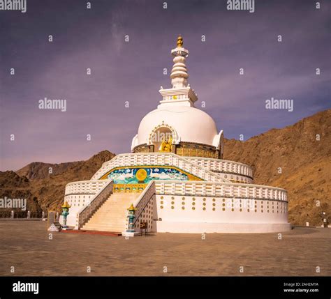 Buddhist Stupas and Monasteries Stock Photo - Alamy