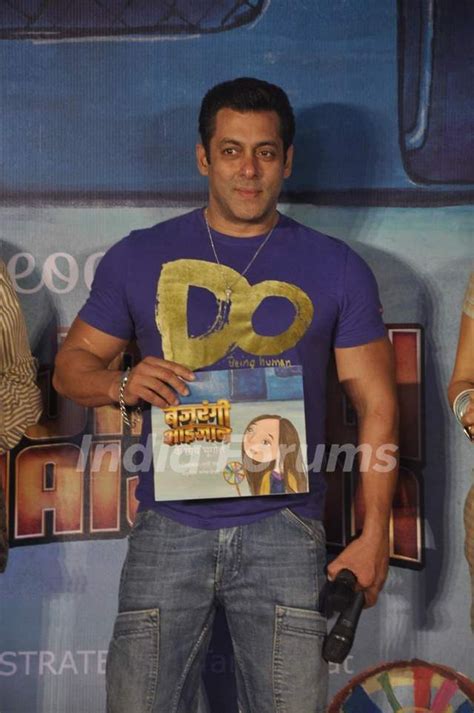 Salman Khan launches a book on Bajrangi Bhaijaan