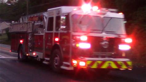 Meriden Fire Department Engine 2 Responding Youtube