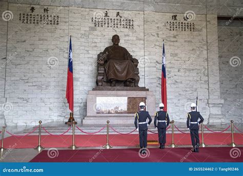 Statue Of Chiang Kai Shek In The Main Chamber Of Chiang Kai Shek