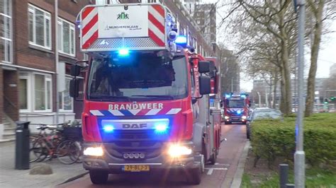 Brandweer Mijnsherenlaan Rotterdam Met Spoed Naar Een Assistentie