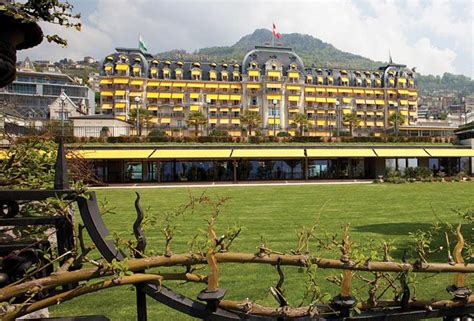 Switzerland’s Historic Le Montreux Palace – Peachin Adventure