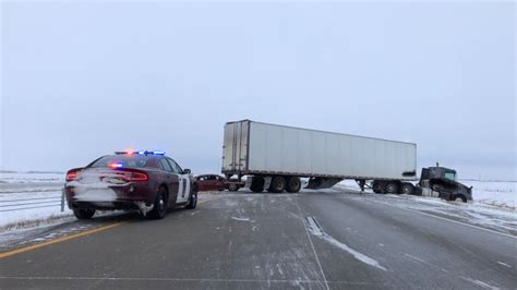 Slick Roads Lead To Crashes Closures During Morning Commute Bring Me