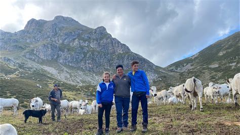 Az Fll Gerbotto Mamma Assunta Con I Figli Kristian E Giada Alpe