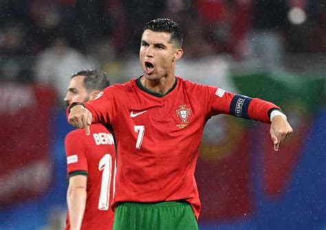 Cristiano Ronaldo é o primeiro jogador a disputar seis Eurocopas veja