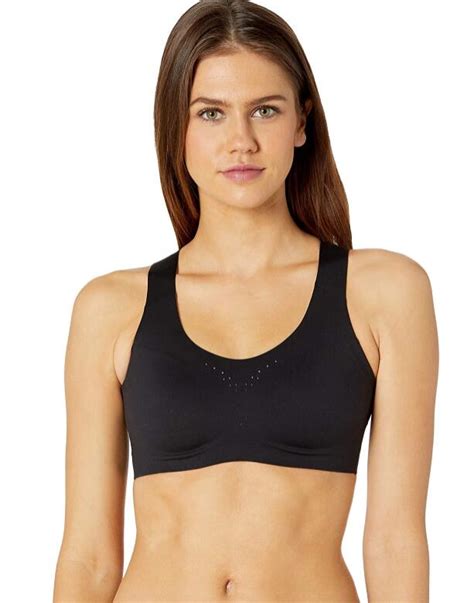 7 Best Sports Bras For Running Stay Cool Comfy And Still As You Run Her Style Code