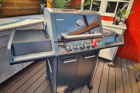 Enders Gasgrill Monroe Black Pro 3 IK Turbo Im Test BBQPit De