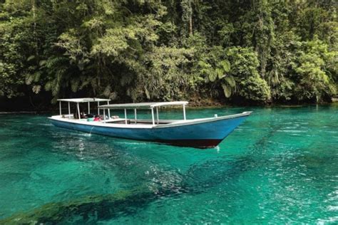 5 Danau Di Indonesia Yang Airnya Sebening Kaca