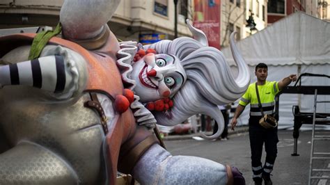 Cuál Es El Origen De Las Fallas De Valencia