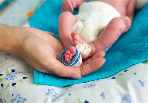 Morto Neonato Castellammare La Denuncia Dei Genitori Napoli Zon