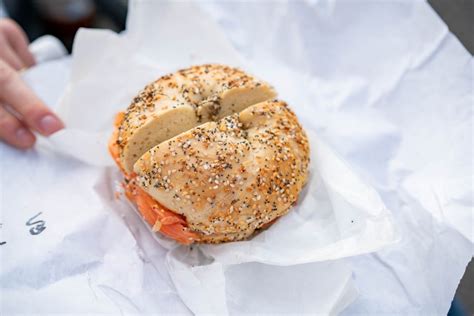 10 TOP QUALITY Bagels & LOX in New York City (Local's Guide)