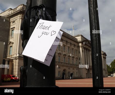 Londres Royaume Uni Th Septembre Une Note De Remerciement Sur