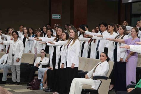 Toman Protesta Nuevas Mesas Directivas De Clubes De Medicina Uag