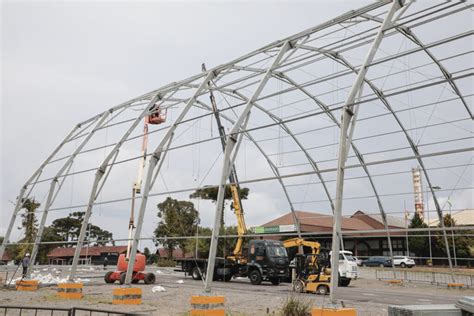 Gramado Come A A Montagem Das Estruturas Tempor Rias Do Natal Luz