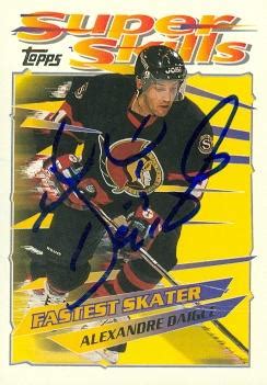 Alexandre Daigle autographed Hockey Card (Ottawa Senators) 1996 Topps #24