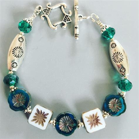 Pin By Liz Dougherty On Beaded Necklace Patterns Czech Beads Jewelry