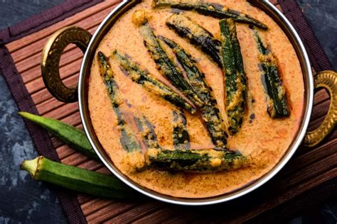 Bhindi Curry Crispy Ladyfingers In A Creamy Besan Gravy How To Make Bhindi Curry Crispy