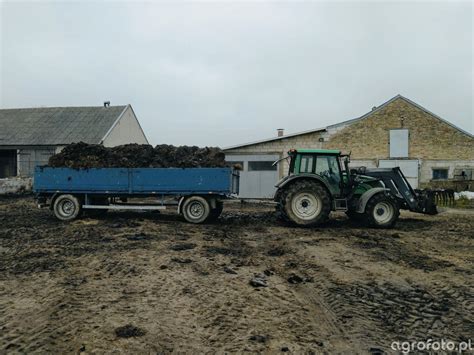 Foto Ci Gnik Valtra N I Krone Id Galeria Rolnicza Agrofoto