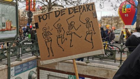 De 15 à 75 Ans Des Manifestantes Racontent Pourquoi Elles Se