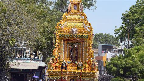 Thousands Participate In Golden Car Festival Of Our Lady Of Snows