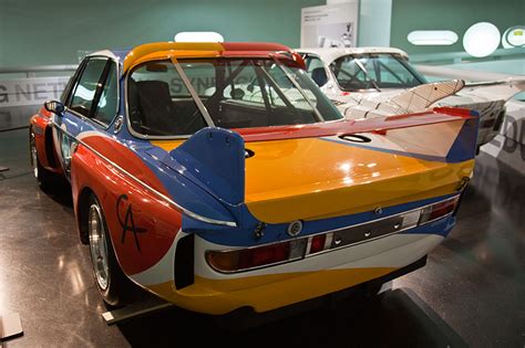 Foto Bmw Csl Art Car Vorne Von Alexander Calder Im Bmw Museum