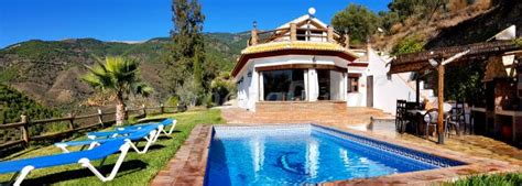 Casa El Quinto Pino Casa Rural En Canillas De Albaida M Laga