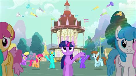 MLP La Magia de la Amistad Despierta en Ponyville el Día