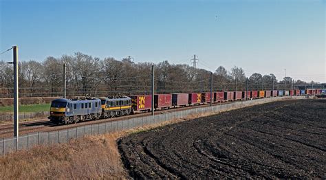 90034 And 90020 Black And Blue At The Head Of A Db Cargo Tra Flickr