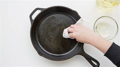 Cleaning and Caring for a Cast Iron Skillet - Tablespoon.com