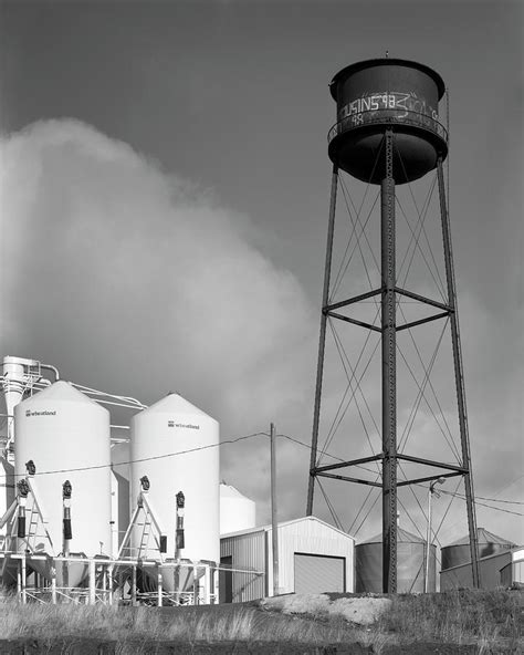 Black Watertower, Garfield, Washington Photograph by David Sams - Pixels