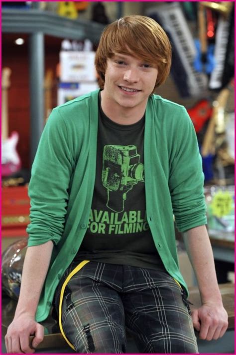 Calum Worthy Austin And Ally Calum Worthy Austin