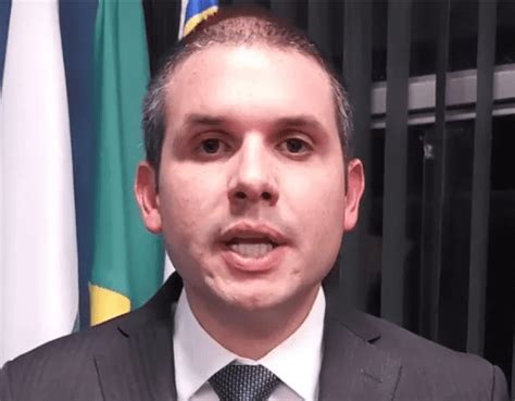 Pino Pra Bater Mesmo Deputado Hugo Motta Retirar Projeto Que