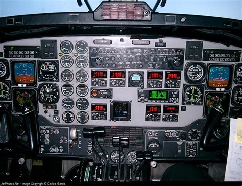 Beechcraft 1900D Cockpit