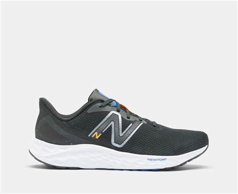 New Balance Mens Fresh Foam Arishi V4 Running Shoes Blacktophot Marigold Au