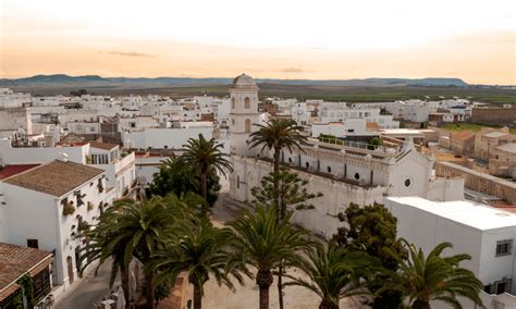 10 Lugares Que Ver En Conil De La Frontera Camping La Rosaleda