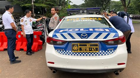 Polisi Mulai Uji Coba Mobil Tilang Elektronik Di Jakarta Otomotif