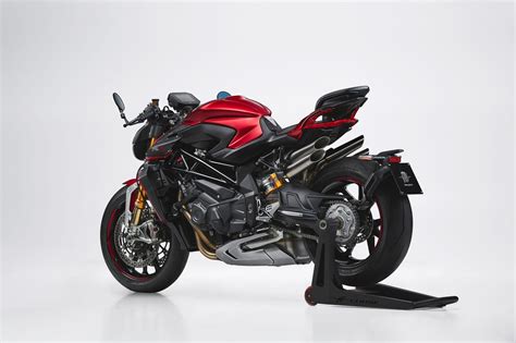 Motorrad Vergleich Ducati Streetfighter V S Vs Mv Agusta Brutale