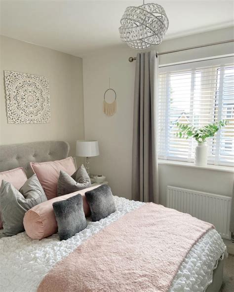 27 Beautiful Pink And Grey Bedroom Ideas You Will Love